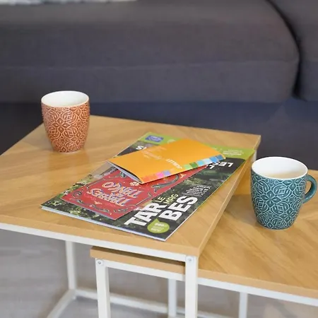 شقة Le Retro - Hyper Centre - Balcon Et Terrasse تارْب